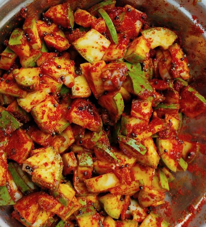 Saro's Pickle homemade mango pickle jar homemade Mango Pickle Chennai Since 1944